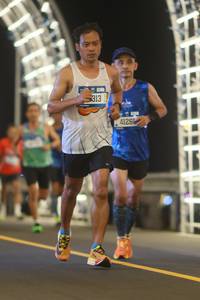 BIB: 313, 41266
                            <button type="button" onclick="openModal(20150821)" class="btn btn-primary btn-sm float-right btn-popup" data-toggle="modal" data-target=".modal-high-quality">
                        <i class="fas fa-shopping-cart"></i> Add to Cart
                    </button>
                                            <button type="button" onclick="isThisMe(20150821, true)" class="btn btn-success btn-sm float-right btn-popup btn-isme hidden" data-toggle="tooltip" data-placement="bottom" title="นี่คือรูปของคุณใช่ไหม คลิกที่นี่เพื่อเอาเข้าอัลบั้ม">
                        <i class="fas fa-plus"></i> Add to album
                    </button>
                    <button type="button" onclick="isThisMe(20150821, false)" class="btn btn-warning btn-sm float-right btn-popup btn-isnotme hidden">
                        <i class="fas fa-ban"></i> Remove from album
                    </button>
